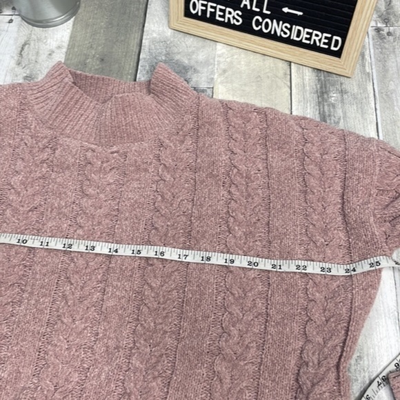 HIPPIE Rose Women’s Long Sleeve Cropped Mock Neck Cable Knit Sweater. XL. GUC - Picture 8 of 11